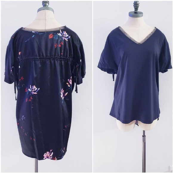 Plus size women's Black floral print top - Picture 3 of 5
